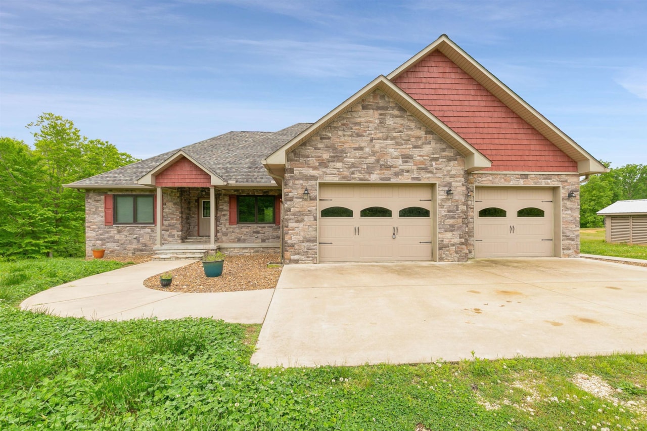 393 Shepard Cemetery Ln Hollow Rock, TN 38342 MLS 240010