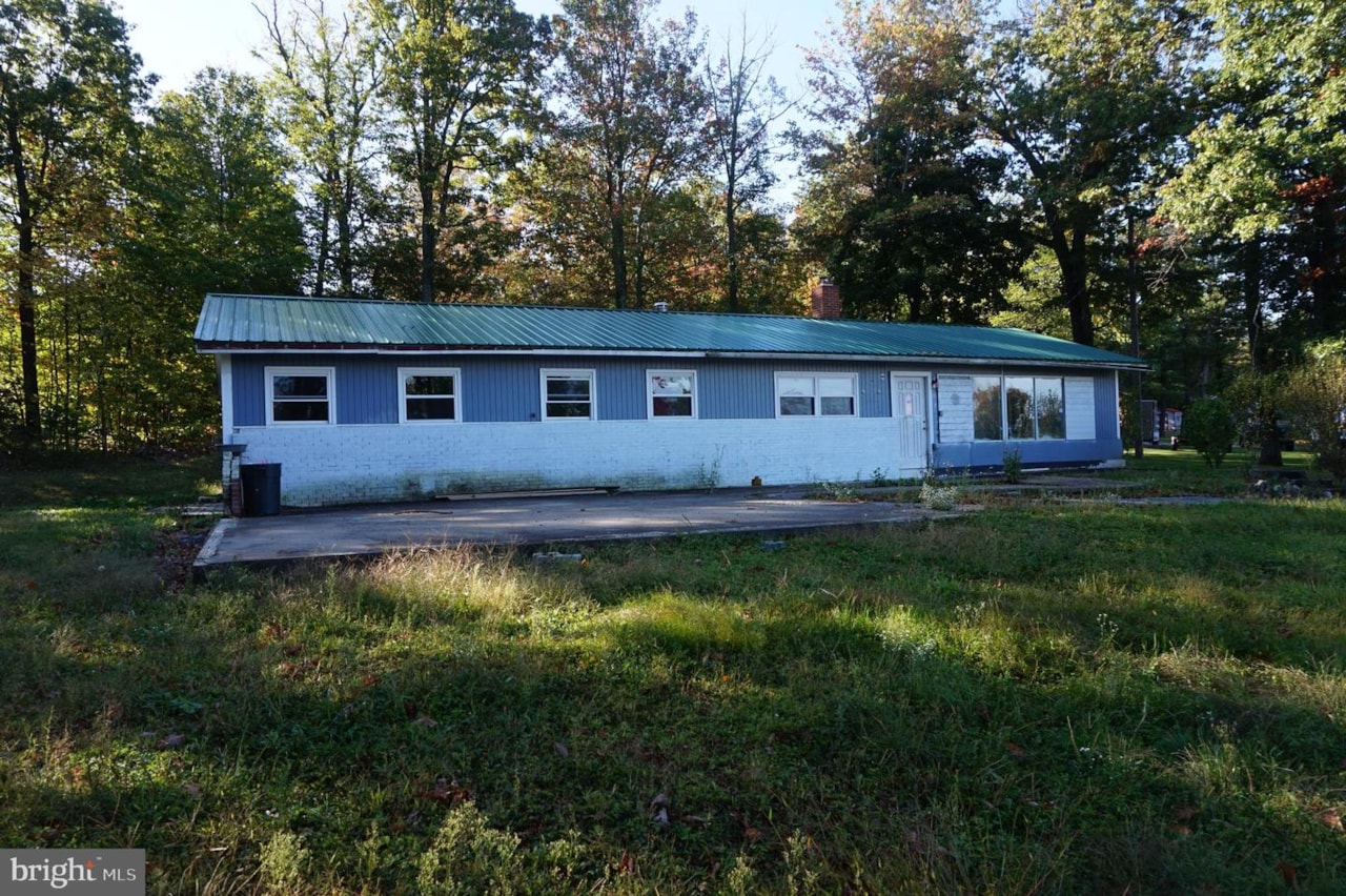 209 N 6th St Snow Shoe, PA 16874 home for sale KBB
