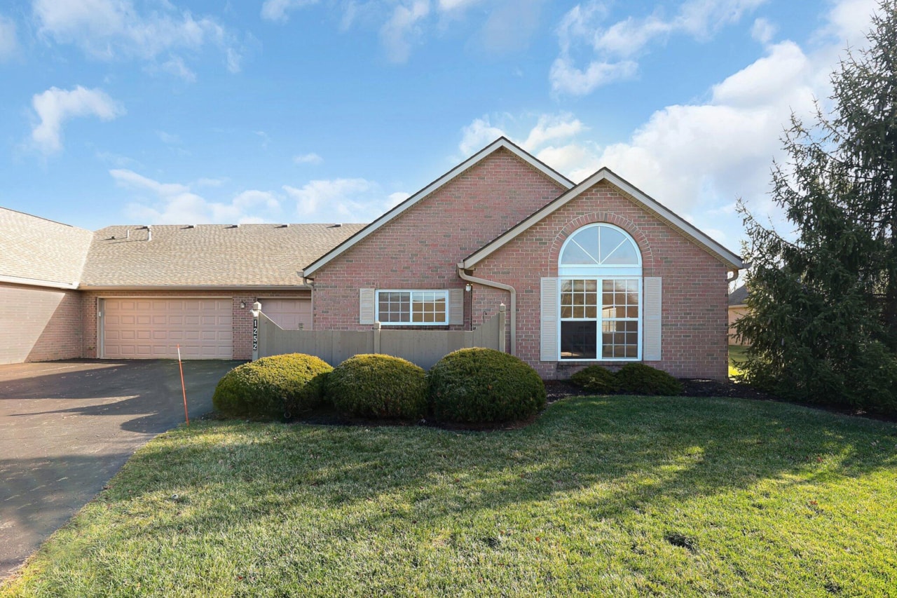 For Sale 239,900 A condo for sale for sale at 1252 Amberlea Drive