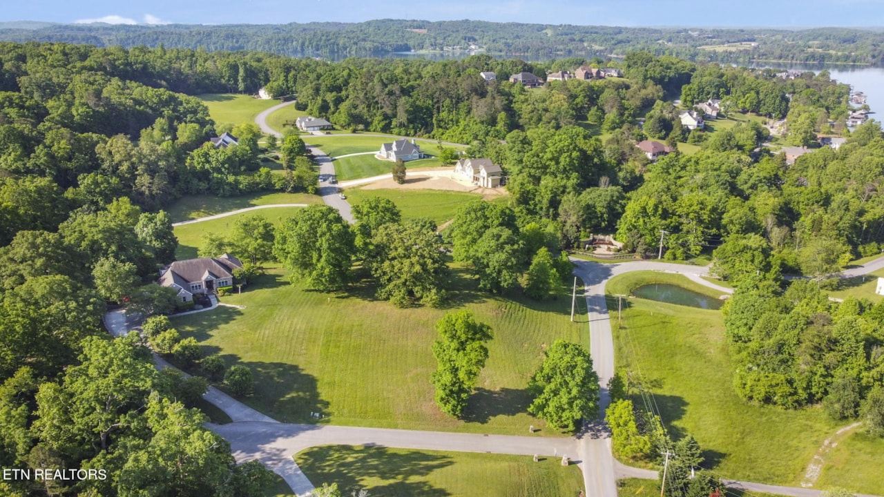 Tiny Home Downtown Lenoir City Minutes From The Lake - Lenoir City