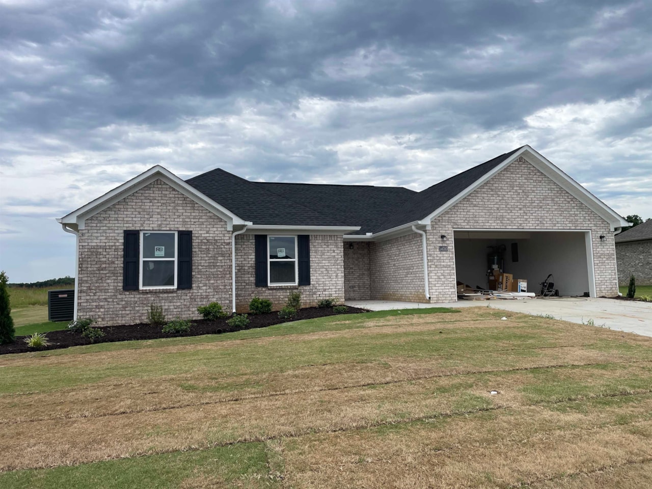 14010 Westhaven Cove Milan, TN 38358 MLS 240221