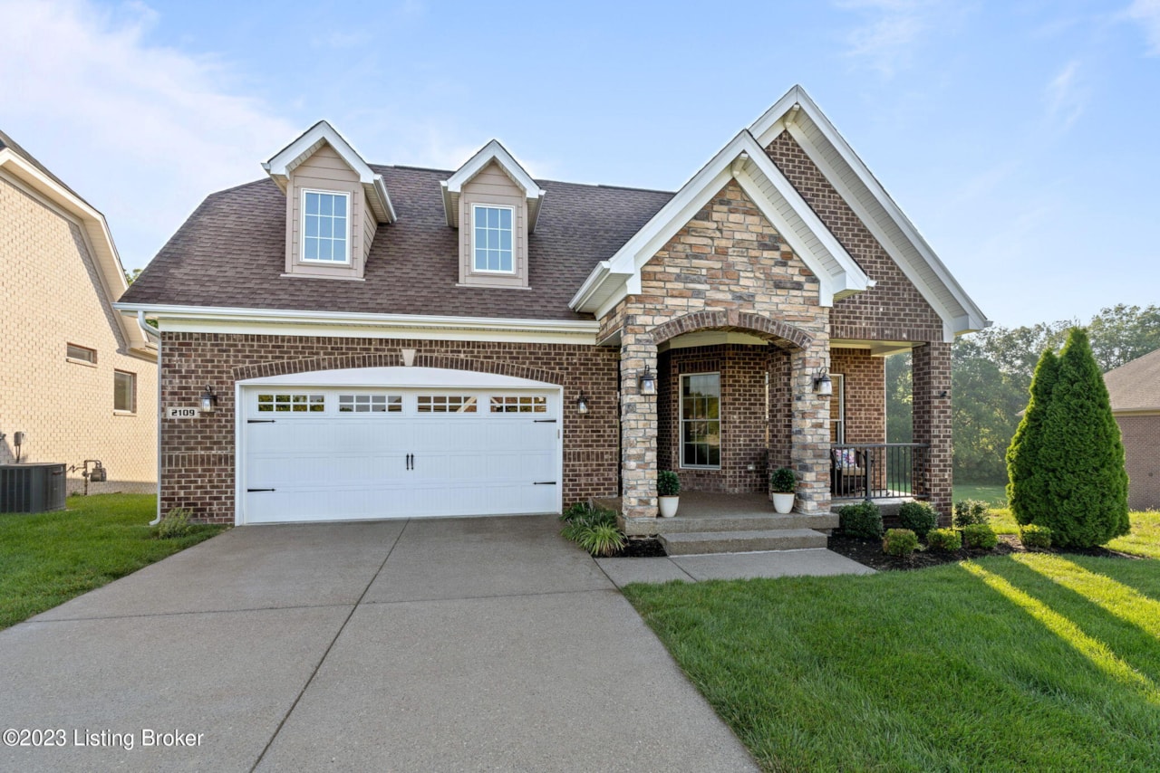 2109 Centurion Way Louisville, KY 40245 MLS 1652808