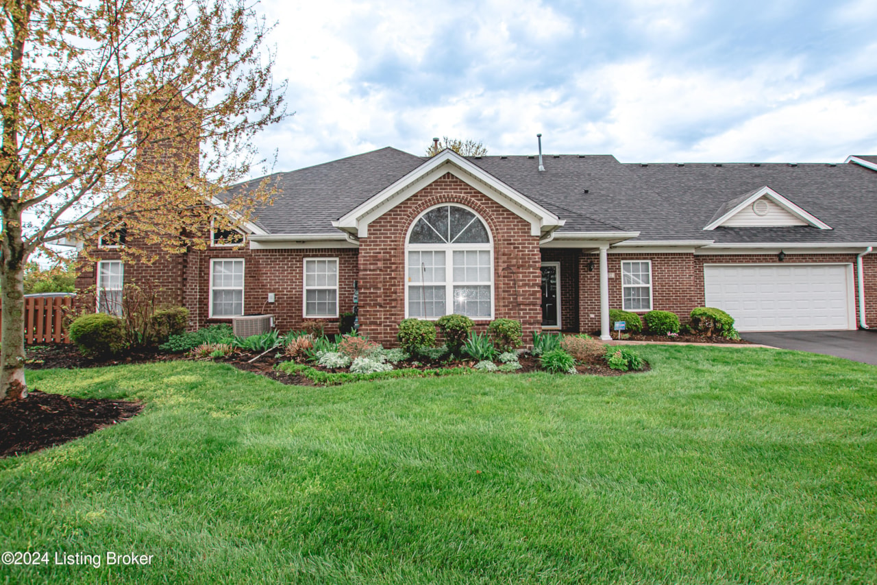 4732 Brownsboro Gardens Dr Louisville, KY 40241 | MLS #1653205