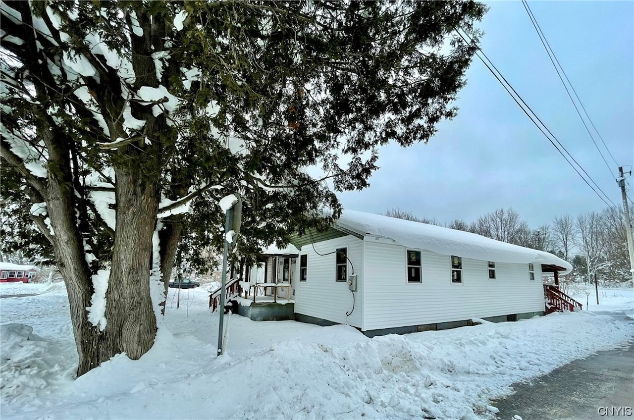 599 S James St Carthage, NY 13619 MLS S1518116