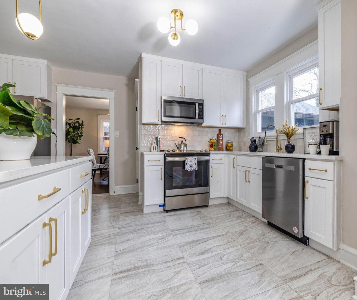 Woodstown Homes For Sale 109 Washington St CLASSIC ELEGANCE in this 3