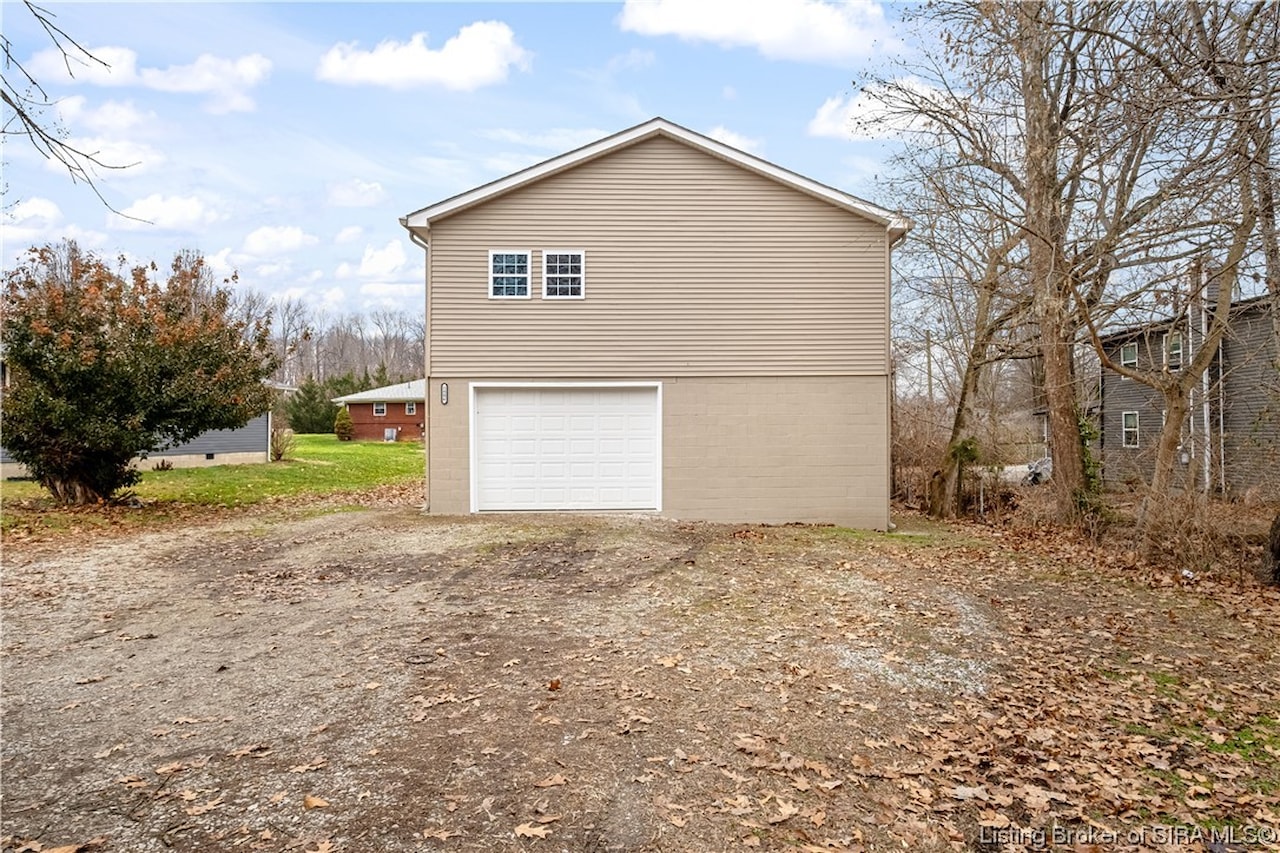 1806 Payne Koehler Rd Sellersburg, IN 47172 MLS 202405528