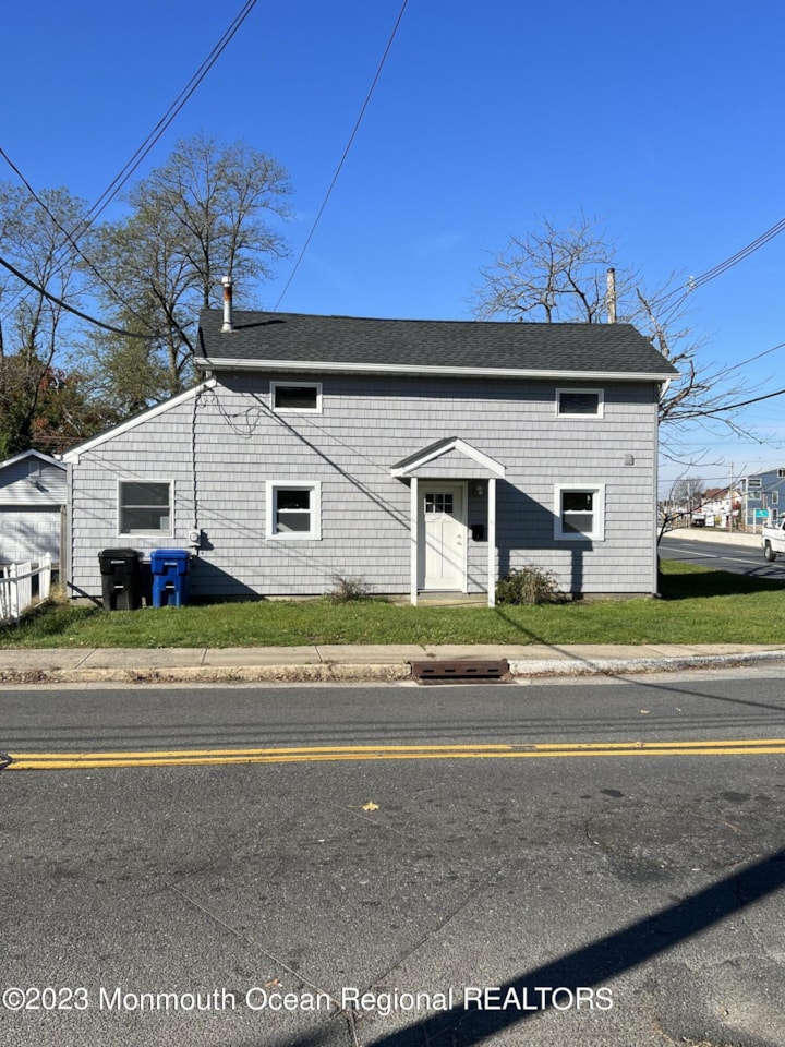 290 East Rd Belford, NJ 07718 MLS 22332361