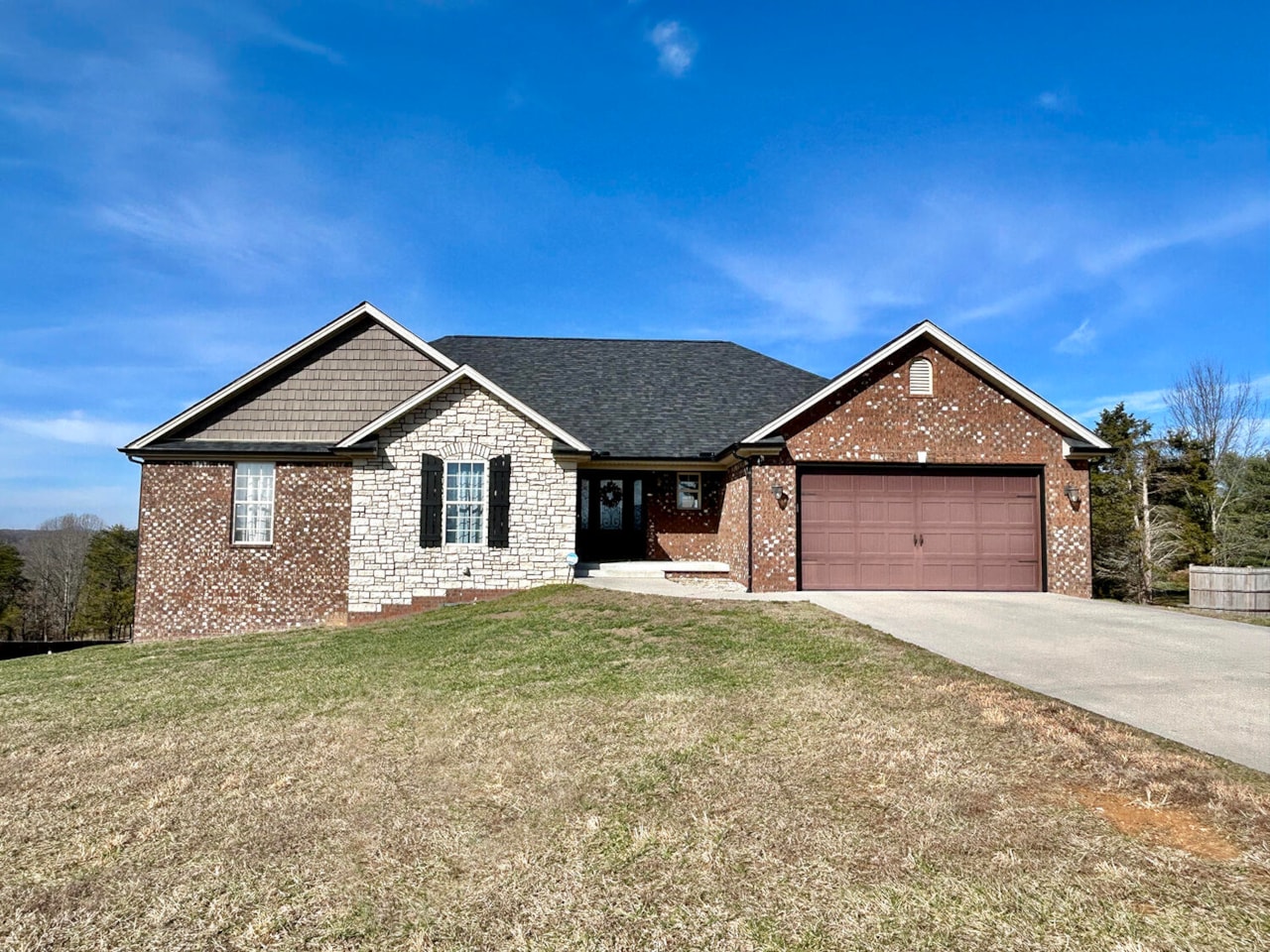 20 W Morning Crossing Dr, Somerset, KY 42503 | MLS 24001529 | $403,500