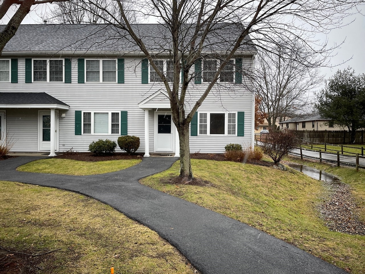 304 Lilac Meadows Way 304 Ipswich 01938 MA condo for sale 475,000