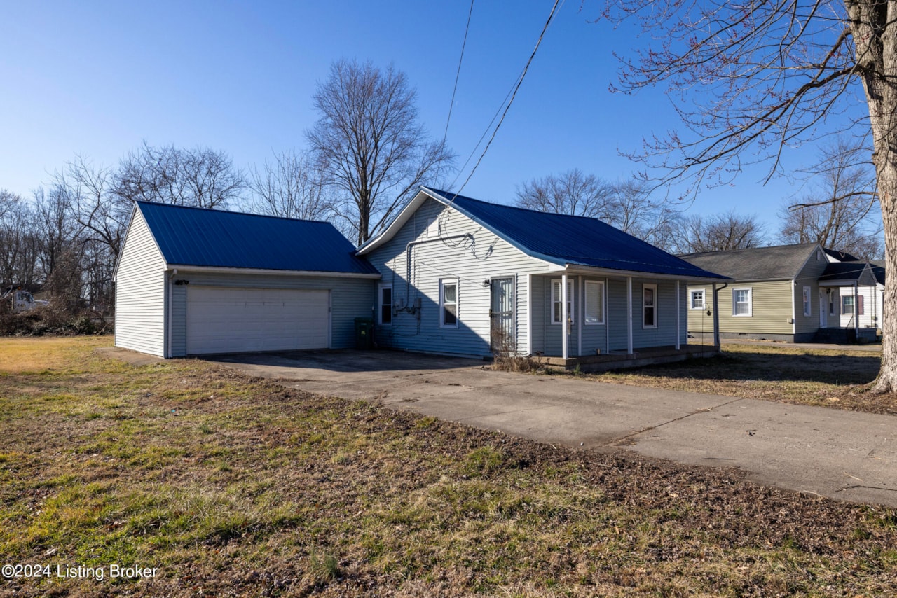 1116 Lone Oak Ave Louisville, KY 40219 MLS 1654003