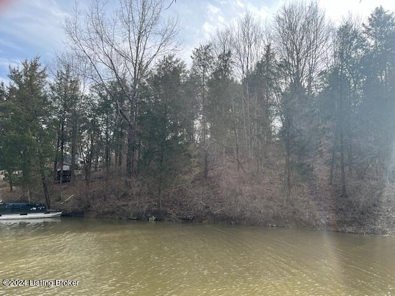 42 Cedarmore Rd Bagdad, KY 40003 1654045 11,000