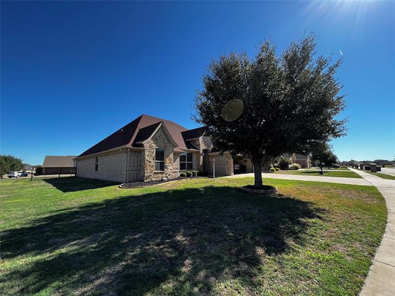 419 River Bank Lane Granbury, TX 76049 home for sale, MLS20458278