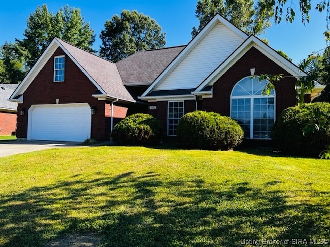 307 River Forest Parkway Jeffersonville, IN 47130 | MLS 2023010151