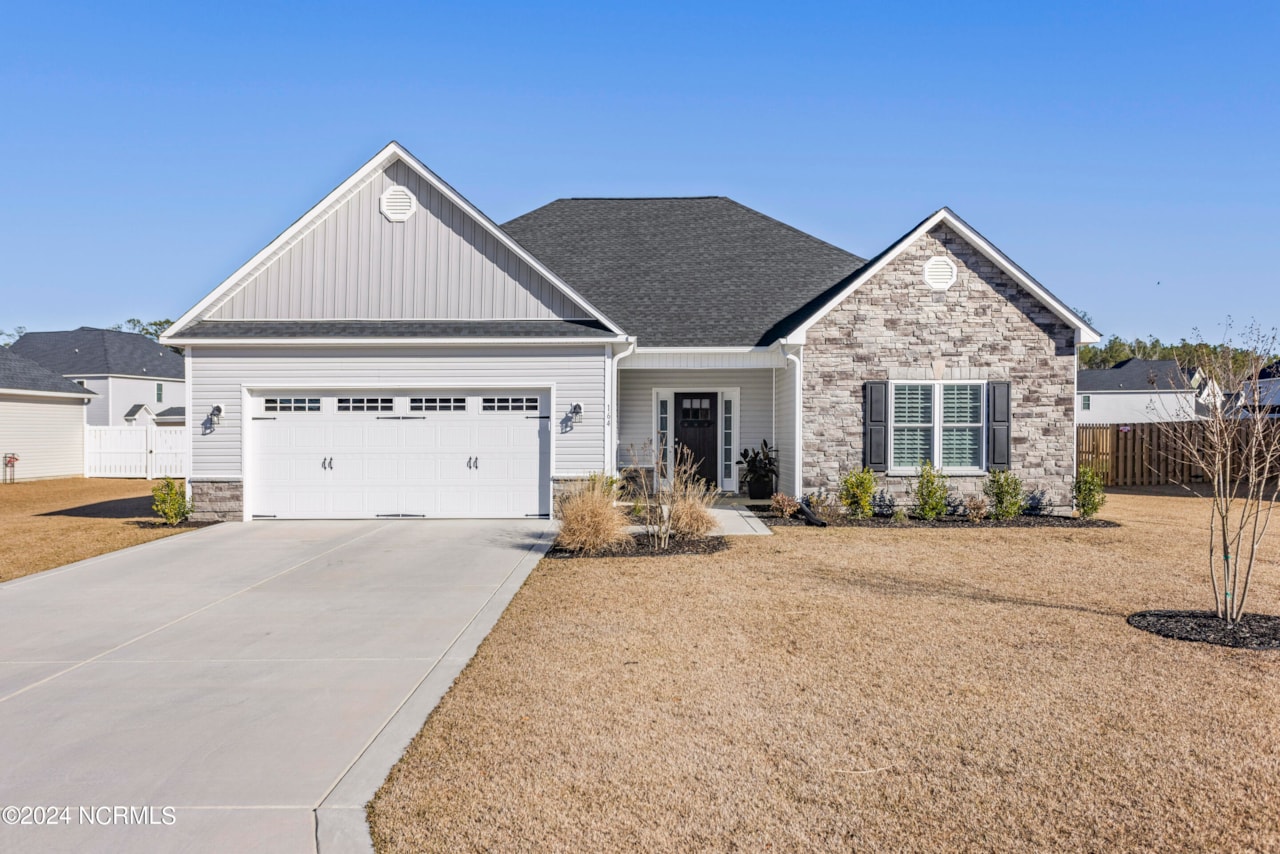 164 W Broughton Ln Rocky Point, NC 28457 MLS 100428507