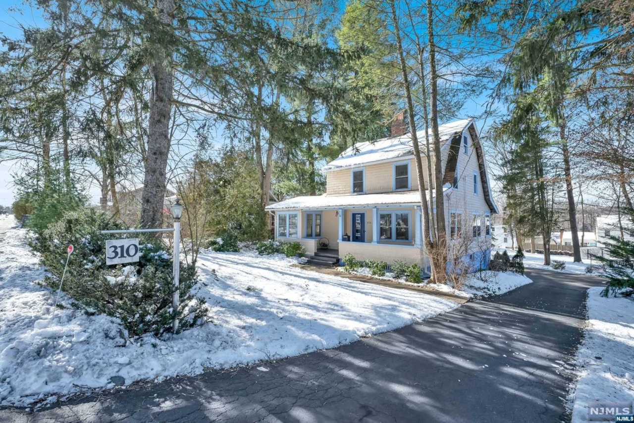 310 Franklin Turnpike Mahwah, NJ 07430 MLS 24005443