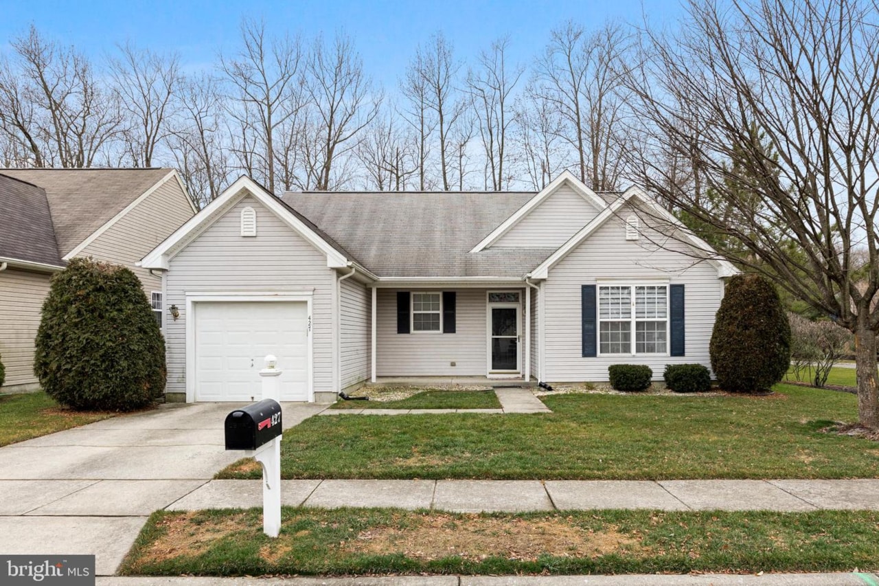 427 Periwinkle Dr Deptford, NJ 08096 MLS NJGL2038304