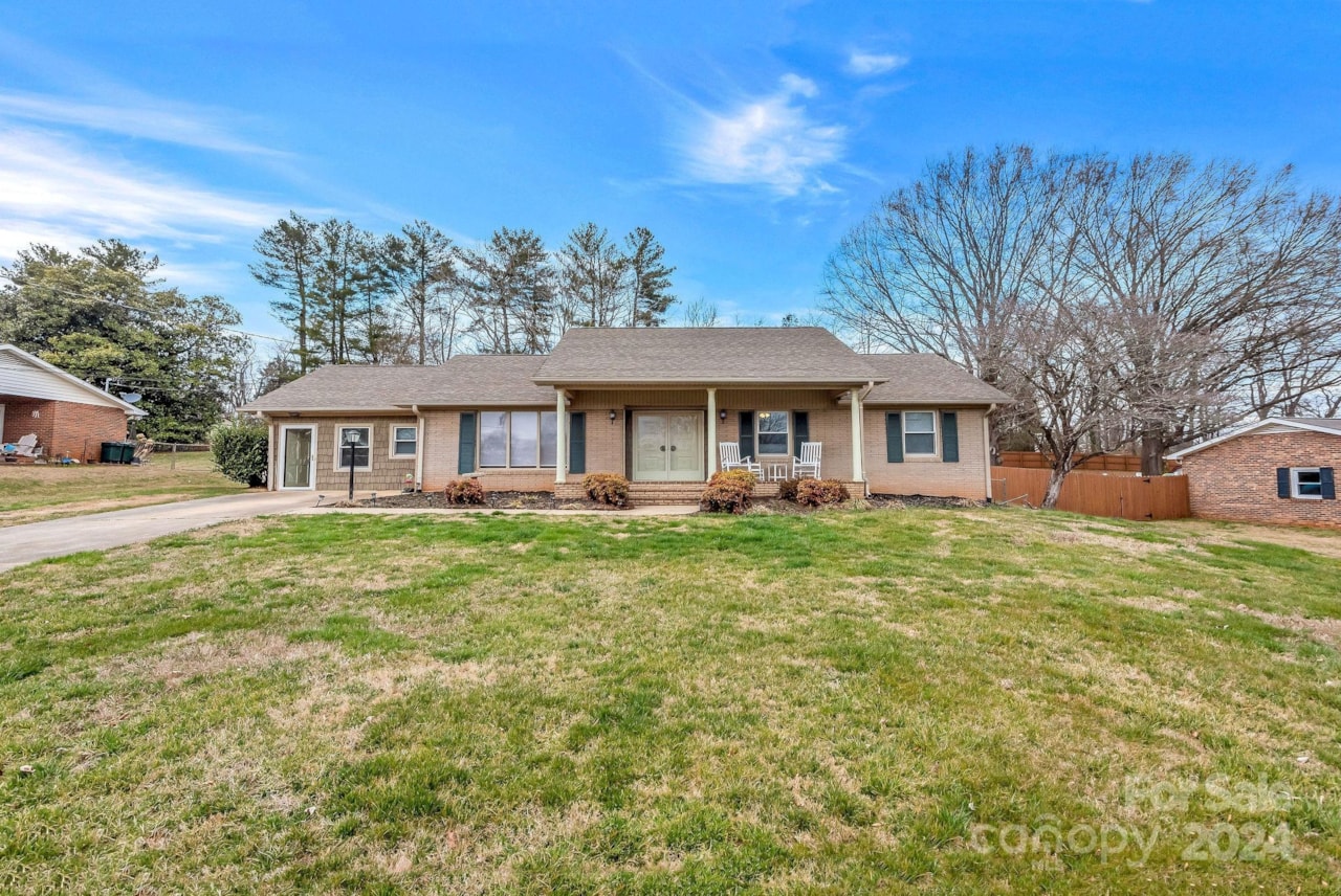 222 grassy creek dr state road nc 28676 mls 4112905