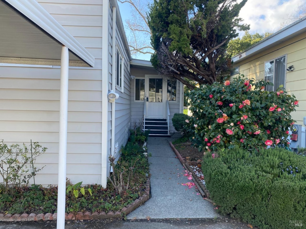 113 Ensenada Drive Novato, CA 94949 MLS 324008219