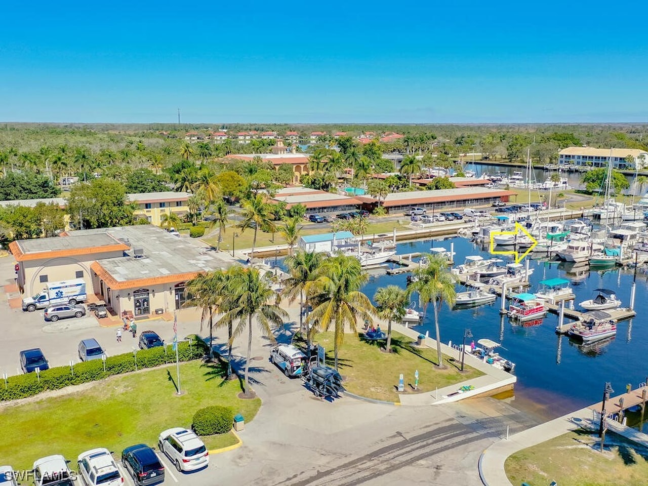 525 Newport Dr Naples, FL 34114 MLS 224017949