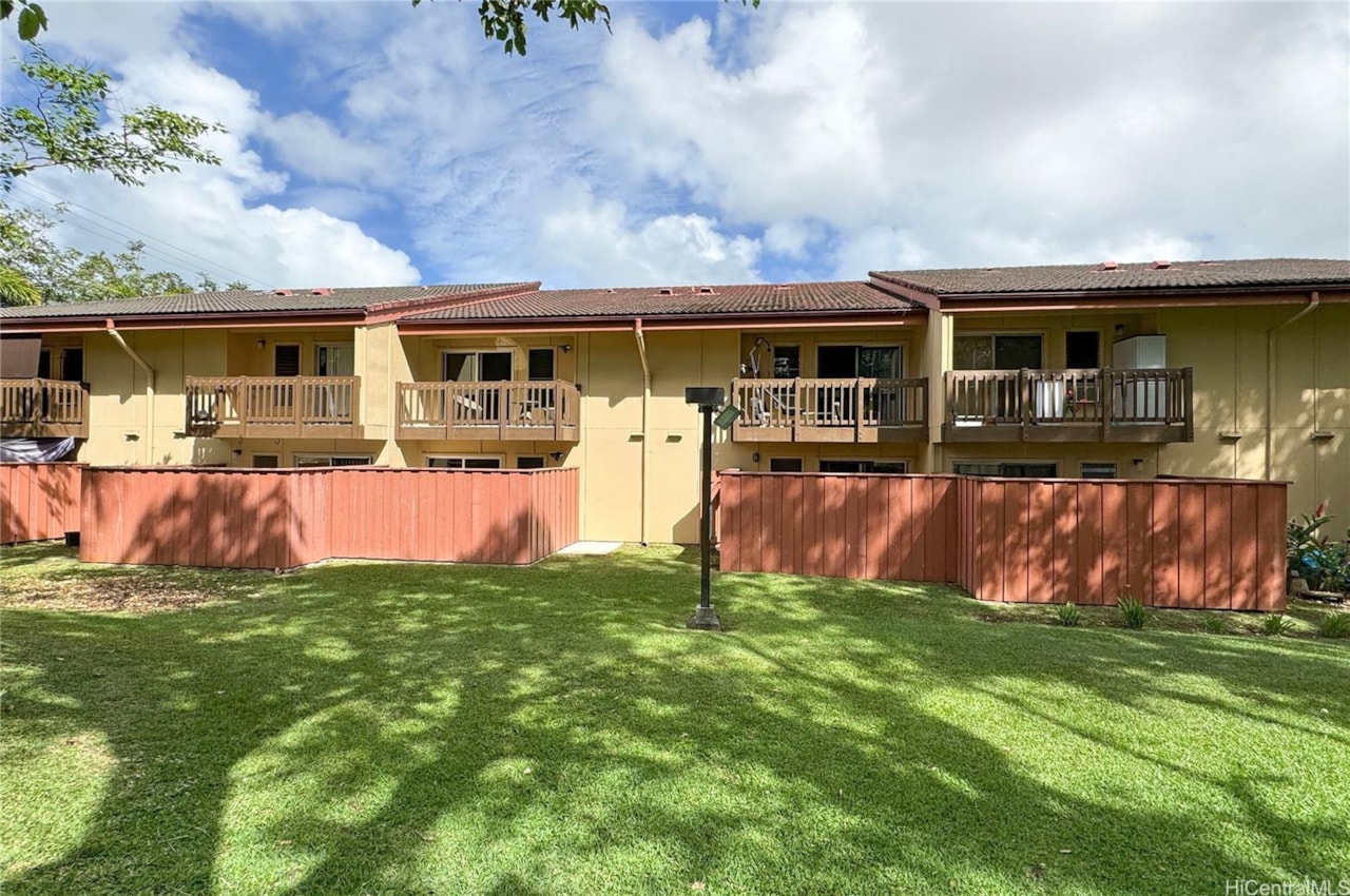 46078 Emepela Place A106 condo for sale in Kaneohe, HI 202404052