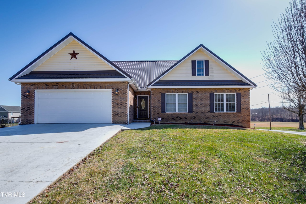 3947 Glen Alpine Rd Kingsport, TN 37660 MLS 9962531