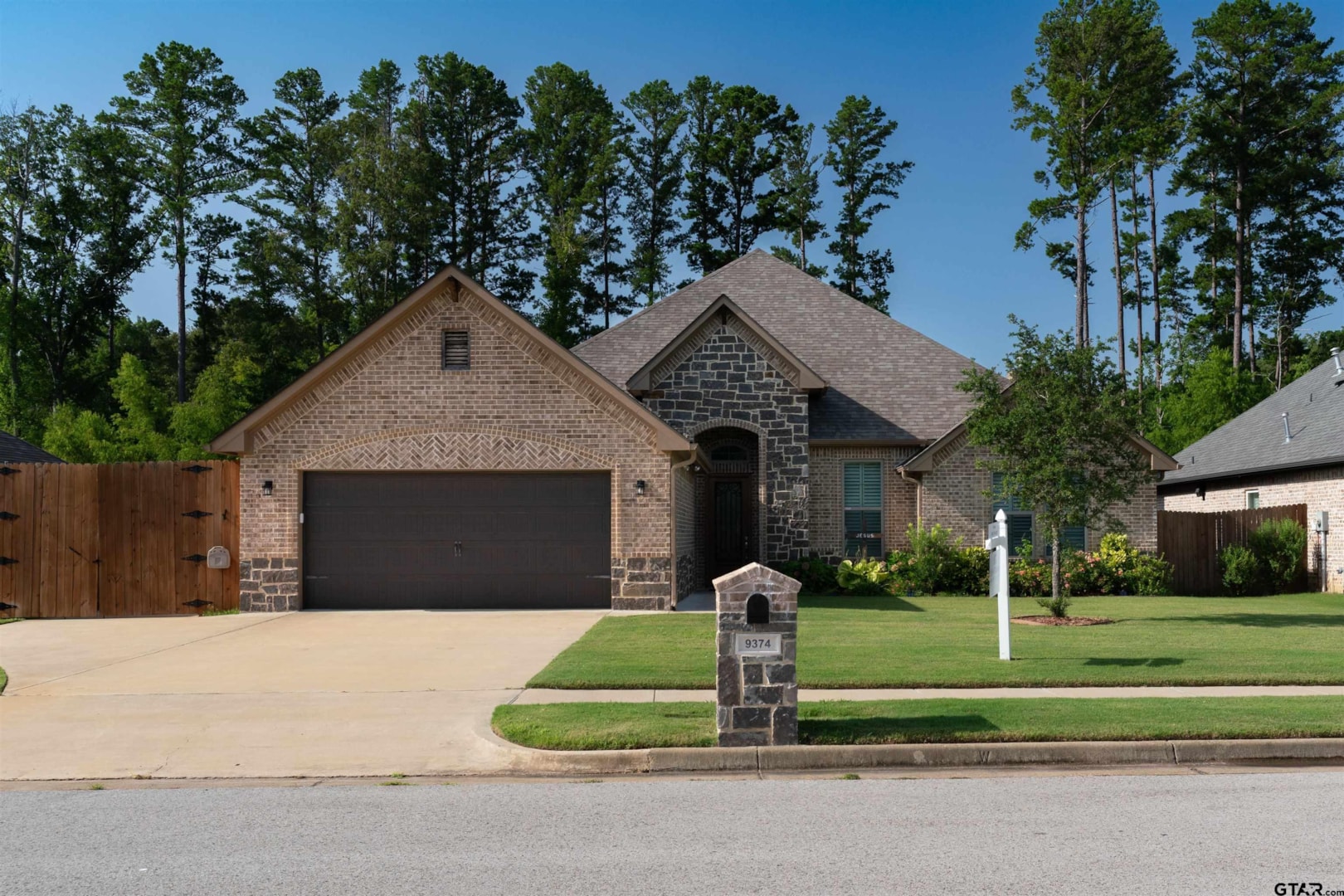 9374 Stonebank Crossing, Tyler, TX 75703 MLS 24002916