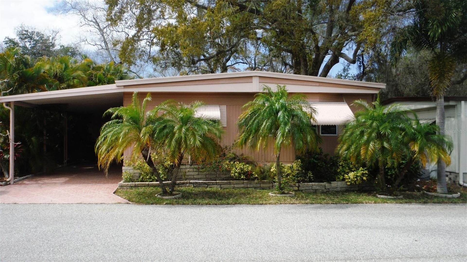 98 Cedar Elm Dr 32 Safety Harbor, FL 34695 MLS U8233201