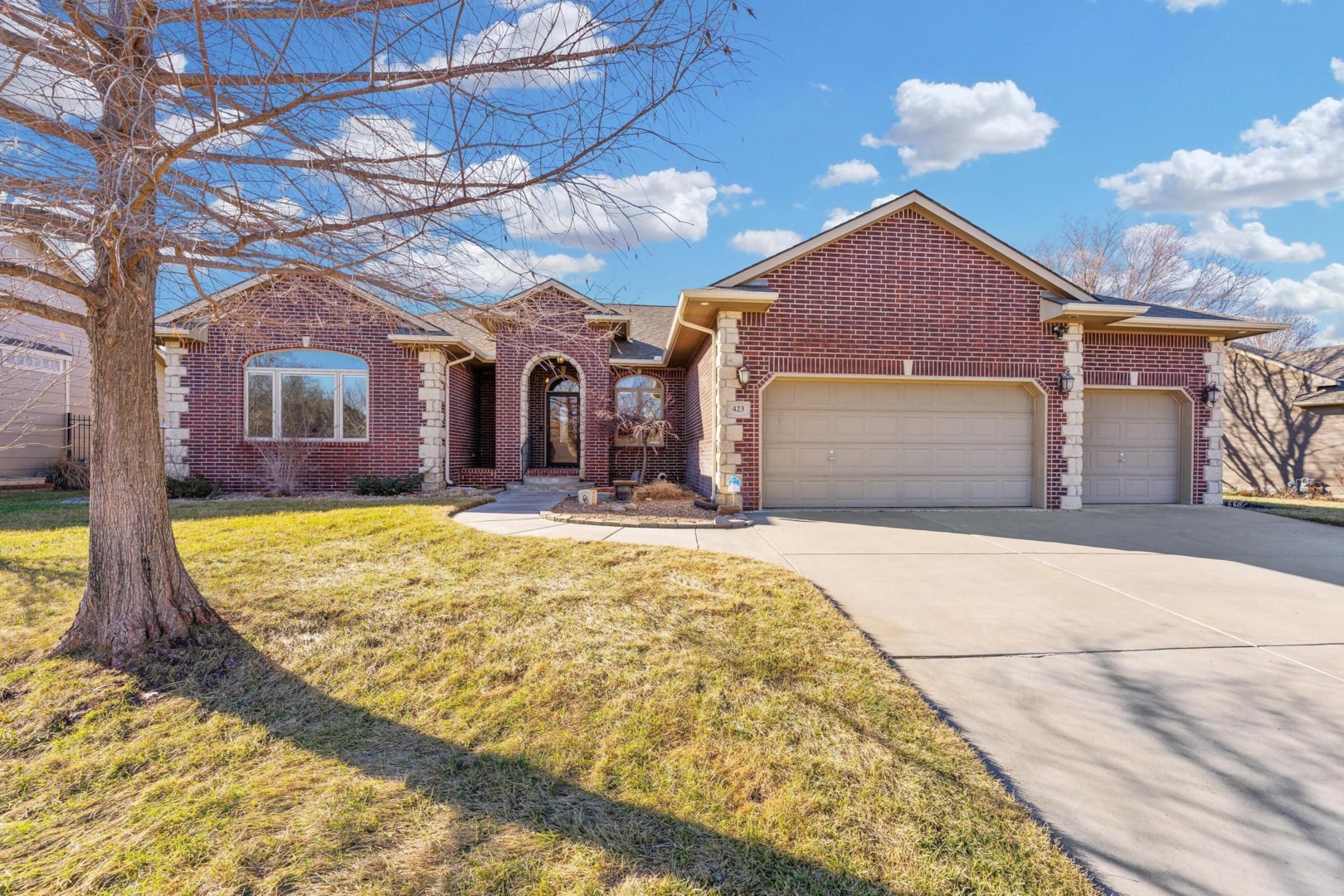 Homes for Sale in 423 N Aksarben St Wichita, KS