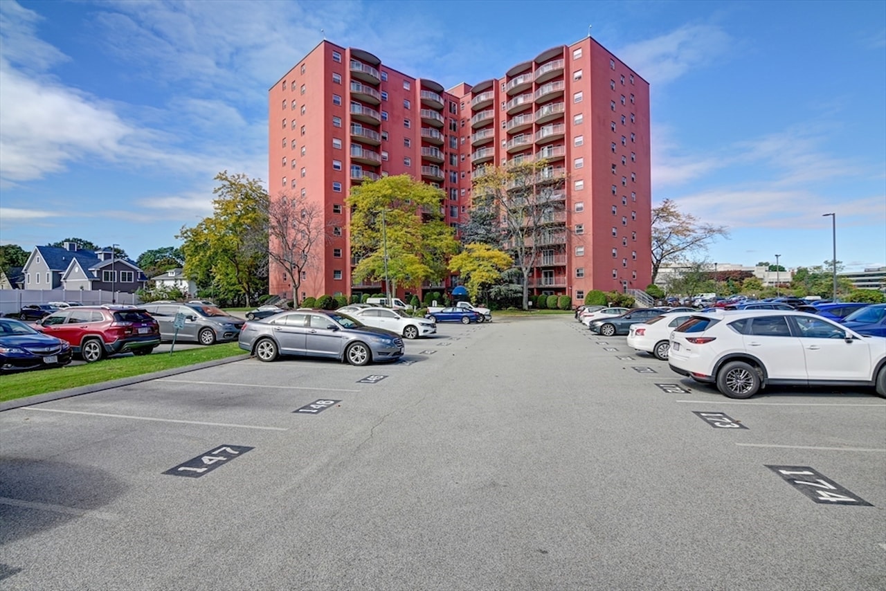 115 W Squantum St 501, Quincy, MA 359,900, condo for sale, MLS 73210500