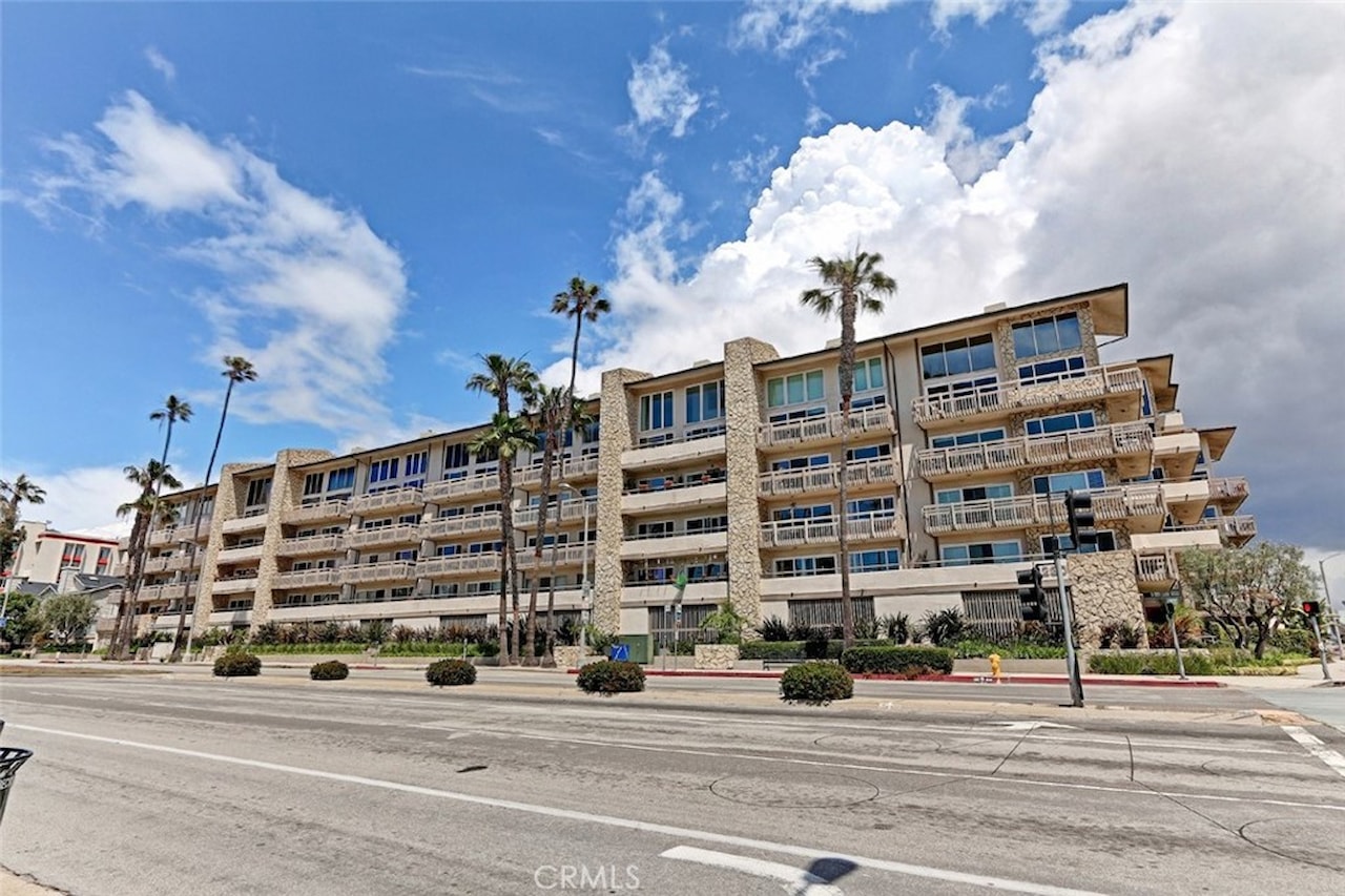 230 S Catalina Ave 416 Redondo Beach, CA 90277 condo for sale, MLS