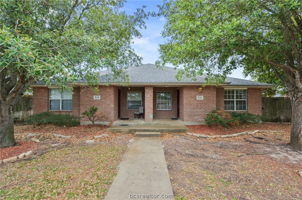 916918 Crepe Myrtle St College Station, TX 778457288 MLS 24005079