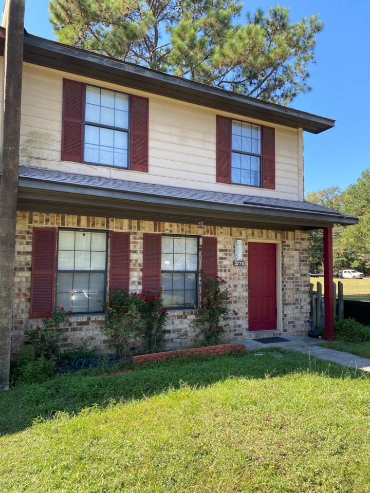 5775 Dewsbury Lane North Charleston, SC 29418 MLS 24006787