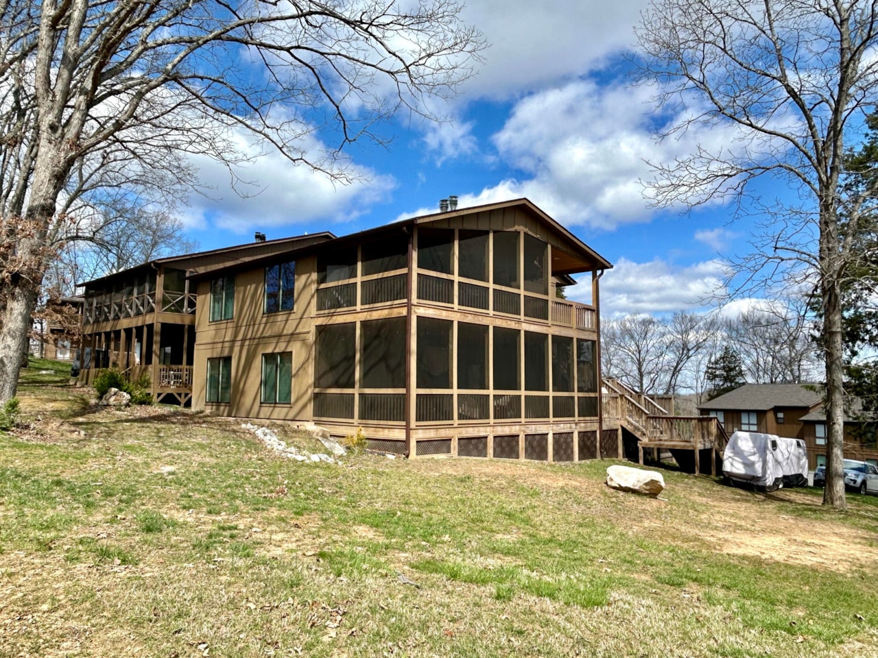 151 Woodson Bend Resort, Bronston, KY 42518 MLS 24004997 375,000