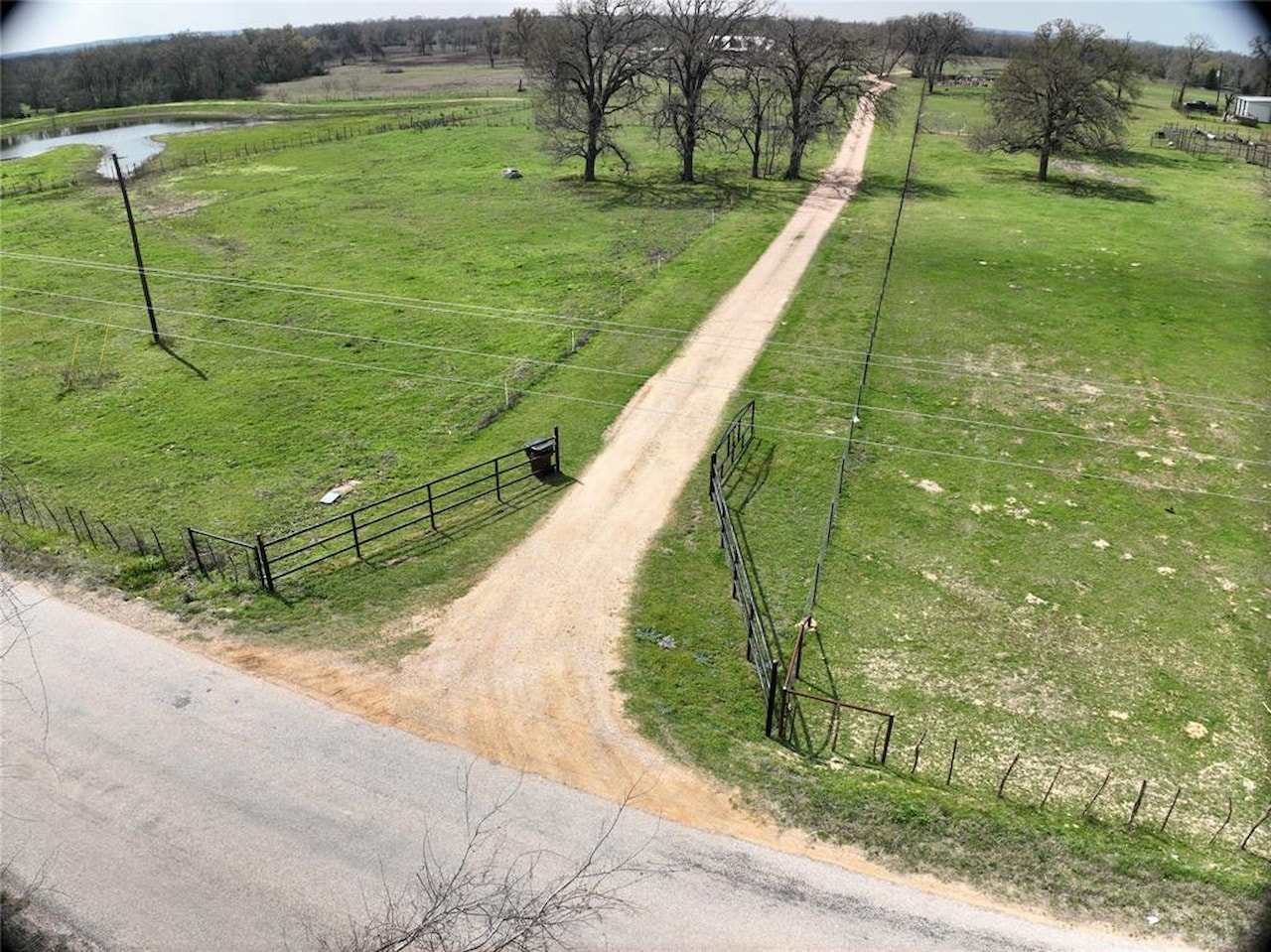 298 Cr 346 RD, Milano, TX 76556 MLS 6245437 Longhorn Realty