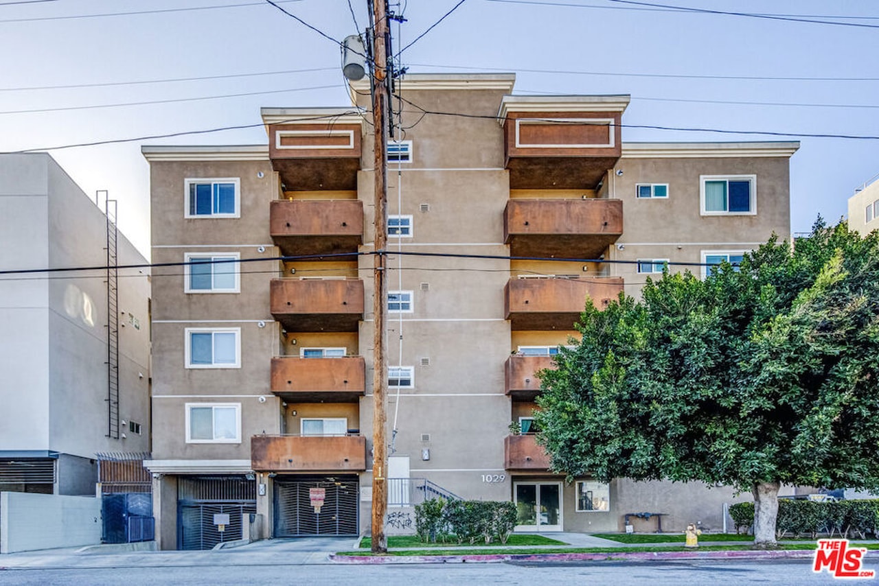 1029 S Hobart Blvd 405 Los Angeles, CA 90006 condo for sale, MLS