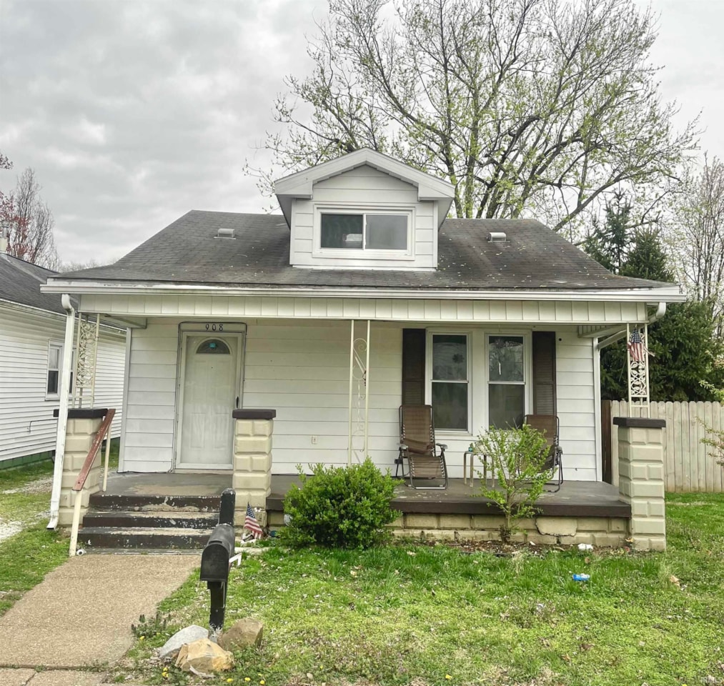 F.C. Tucker Emge Homes for Sale 908 Allens Lane Evansville IN