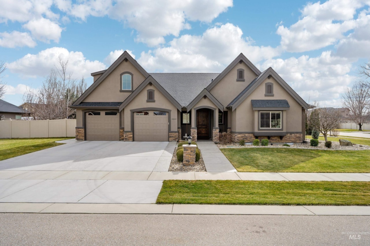 Explore Nampa, ID Real Estate home for sale for Sale