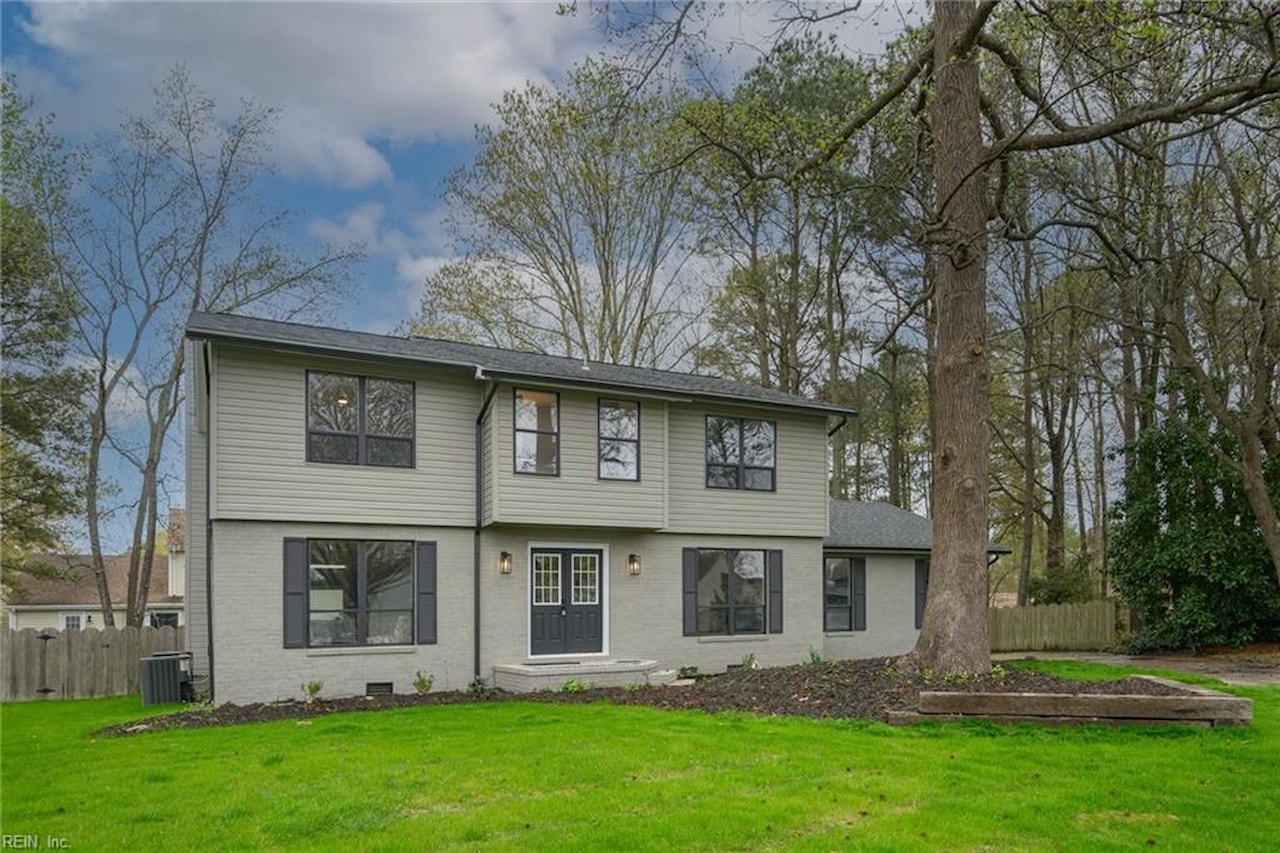 home for sale in Great Neck Meadows Virginia Beach VA 23454 MLS 10526686