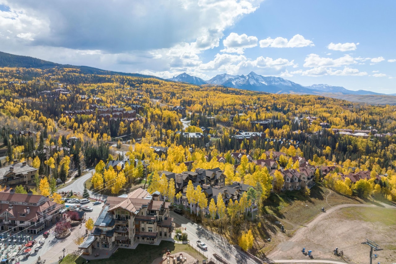98 Aspen Ridge Dr #203 Mountain Village, COLORADO 81435 | MLS 42418 Photo 3