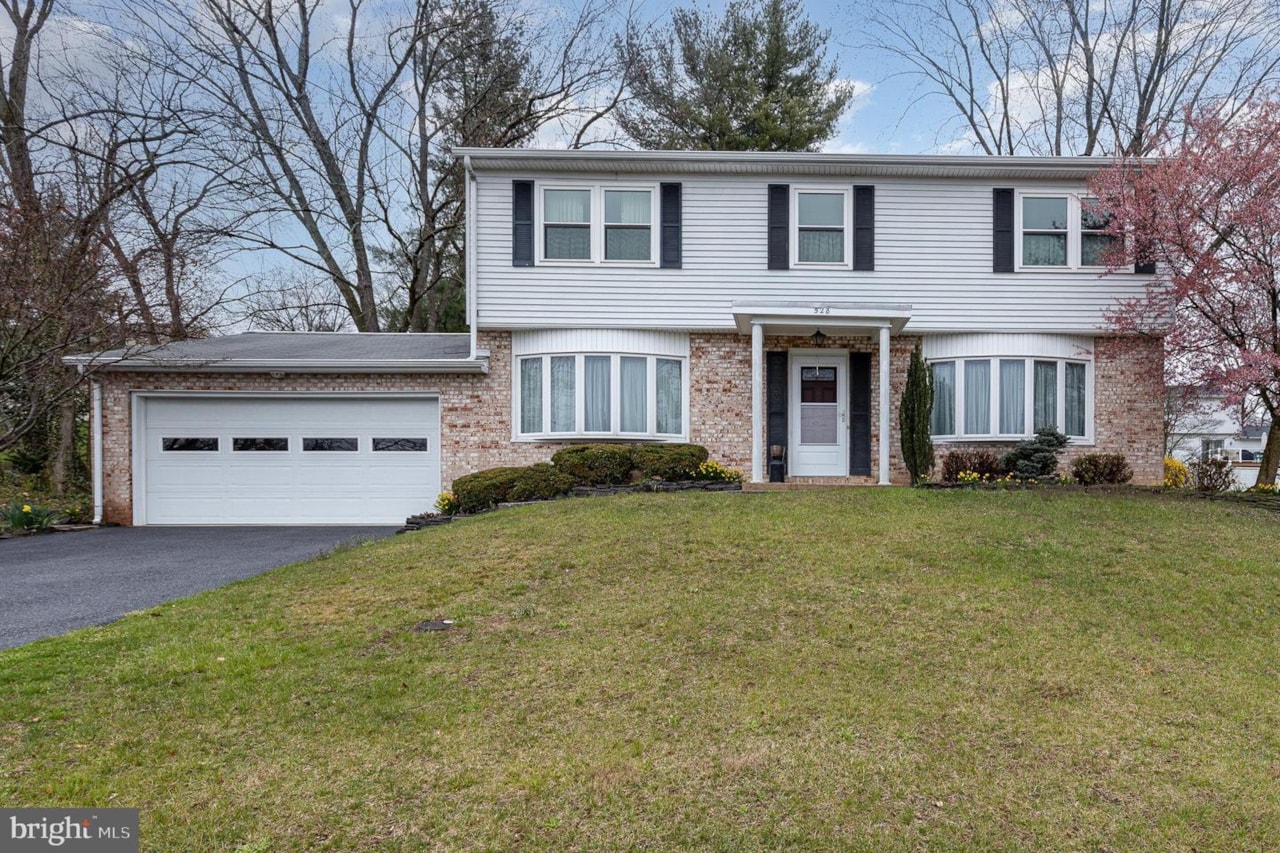 528 Orrs Bridge Rd Camp Hill, PA 17011 home for sale, MLSPACB2029424