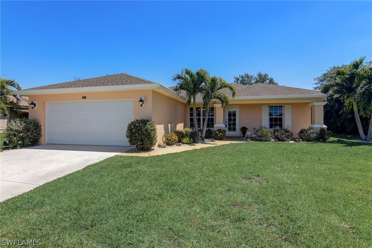 2119 NE 1st Place Cape Coral, FL 33909 MLS 224030592