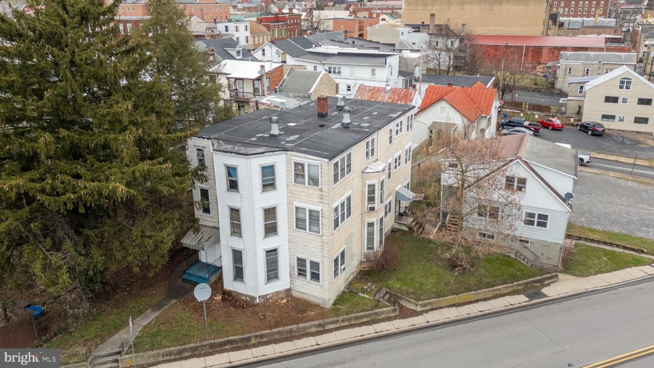 7 & 9 Juniata St S Lewistown, PA 17044 commercial property for sale KBB