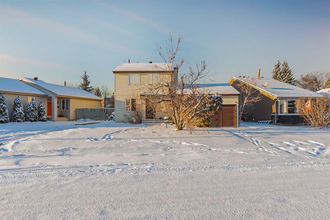 154 Bird Crescent Fort Mcmurray, AB T9H 4 MLS® A2100761