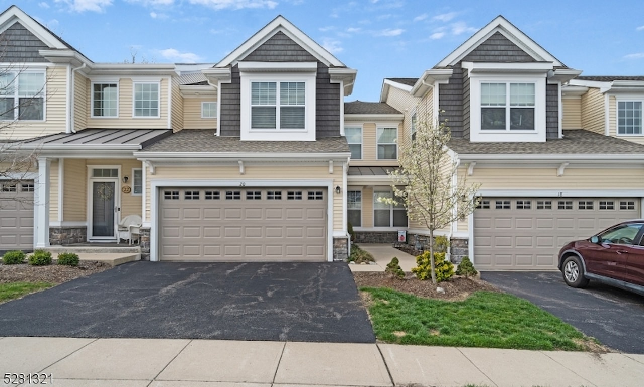 20 Lupine Ln Allamuchy Twp., NJ 07840 MLS 3896020