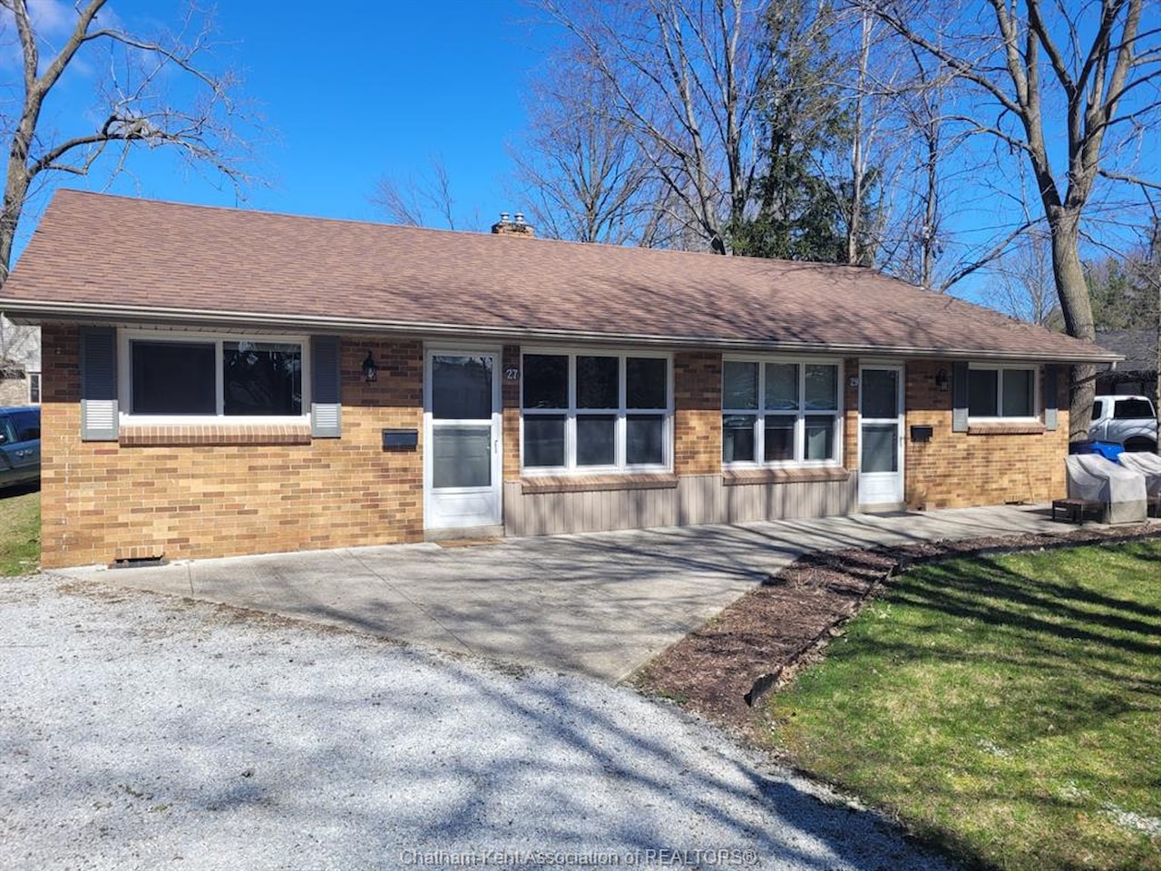 27 E Gregory Drive Dr Chatham, ON N7L 2R2 MLS® 24007861