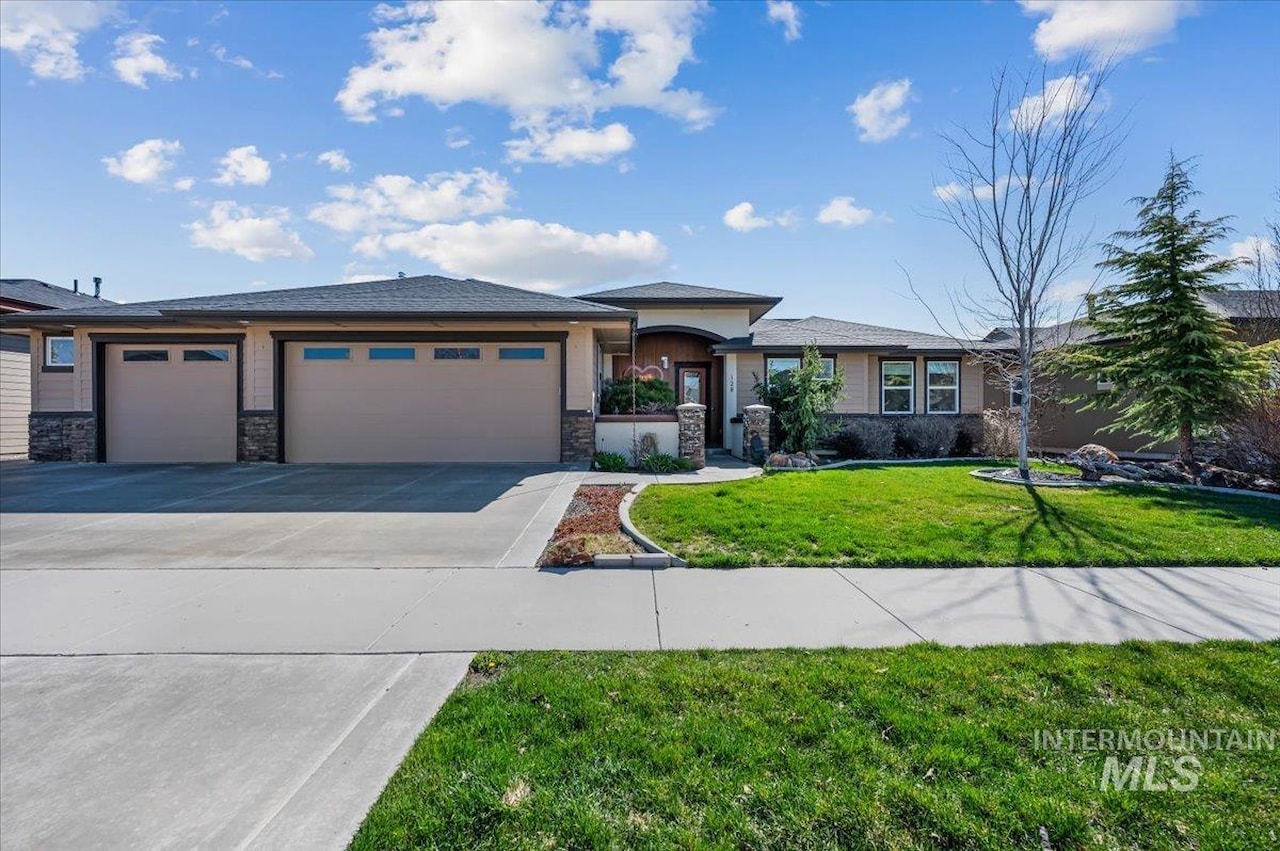 Explore Eagle, ID Real Estate home for sale for Sale