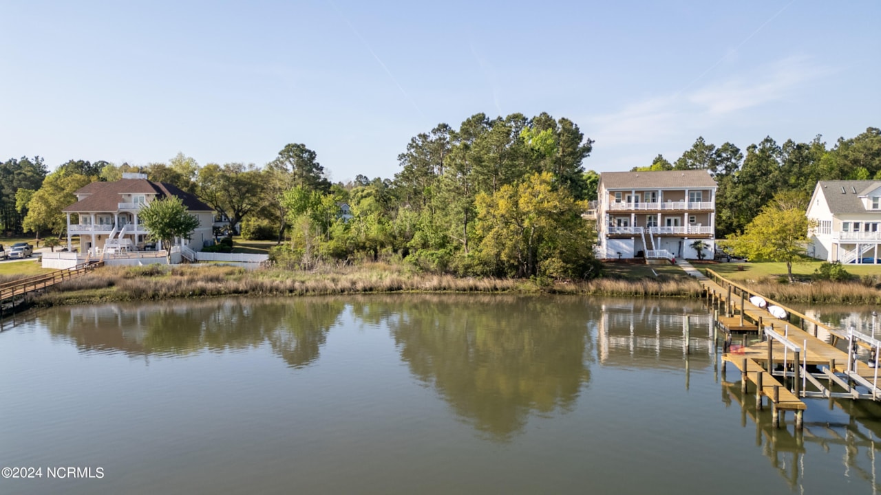 611 Chadwick Shores Dr Sneads Ferry, NC 28460 MLS 100439385