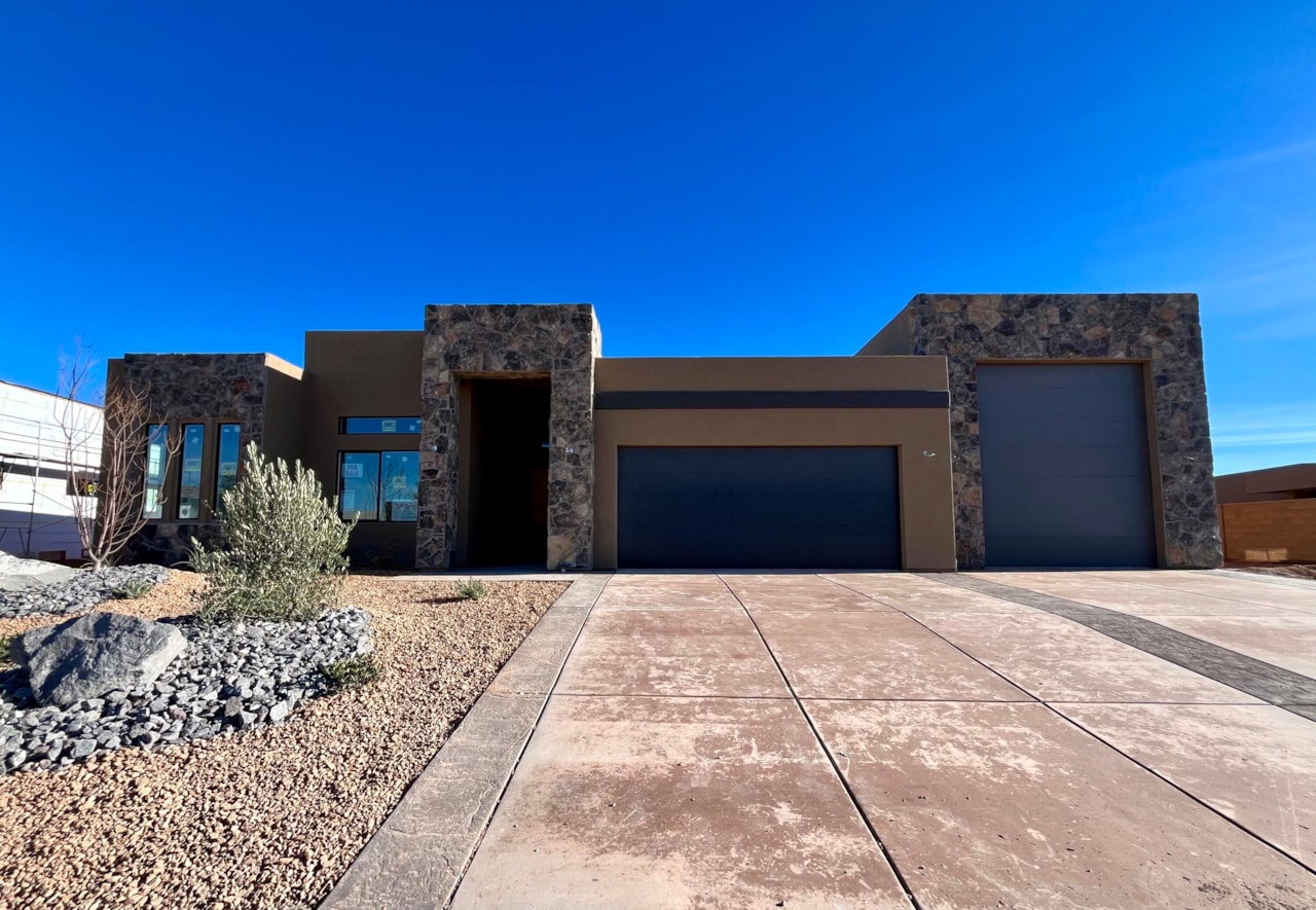 4782 Limber Pine DR St George, UT 84770 home for sale, MLS#23-244597 ...