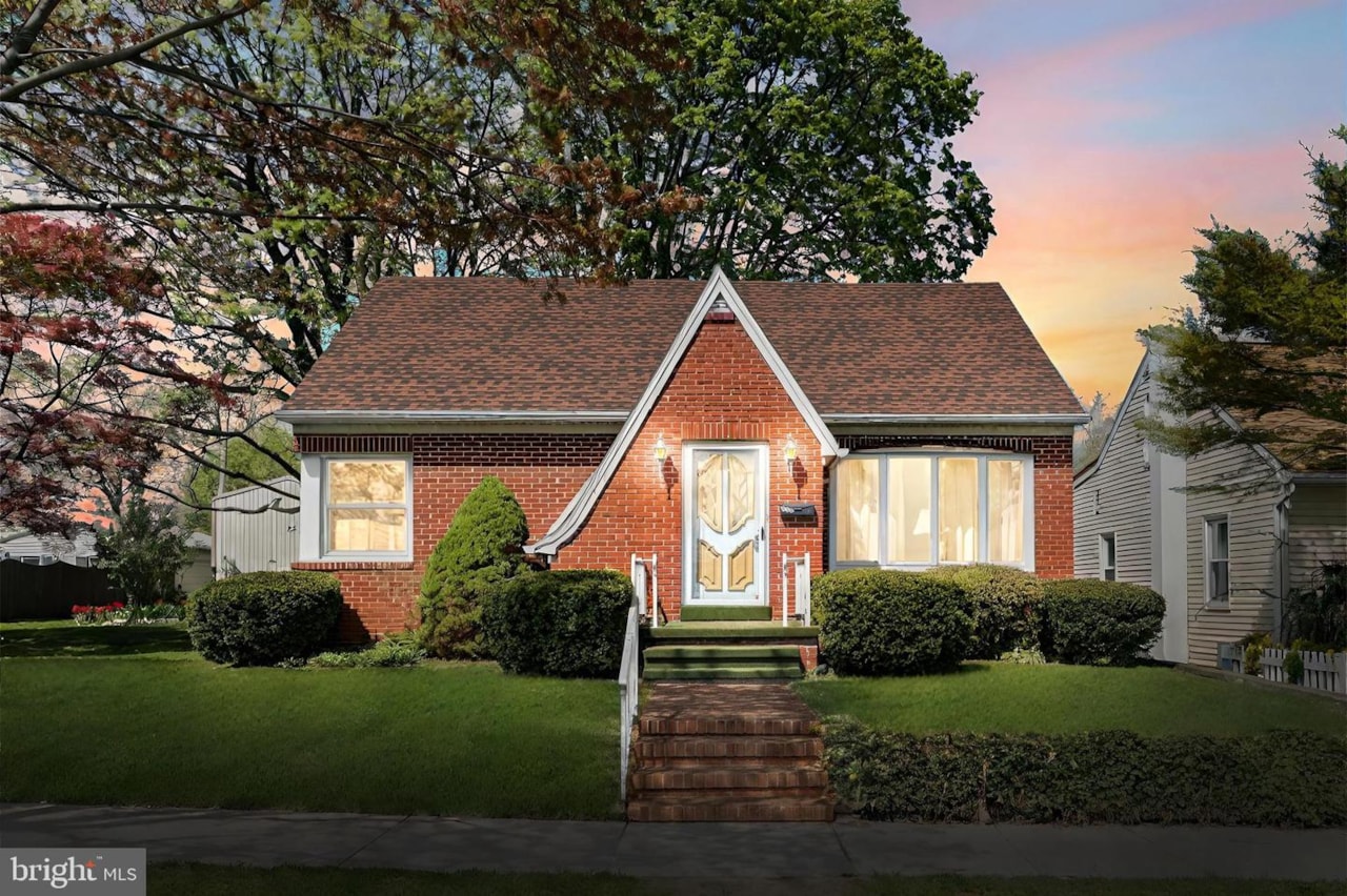 430 Moul Ave Hanover, PA 17331 MLS PAYK2059386