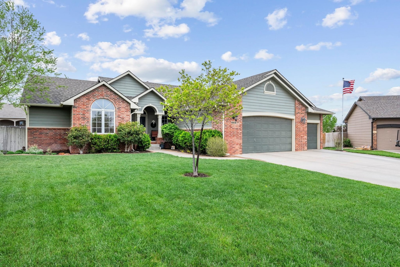 Homes for Sale in 530 S Fawnwood Ct Wichita, KS